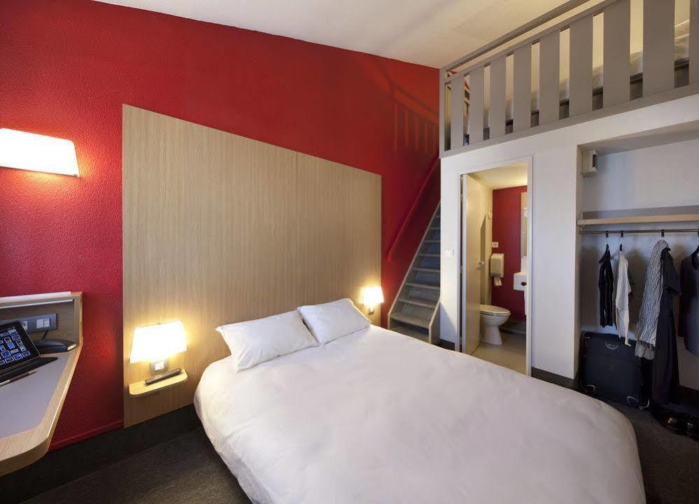 B&B Hotel Grenoble Universite 1 Gières Eksteriør billede