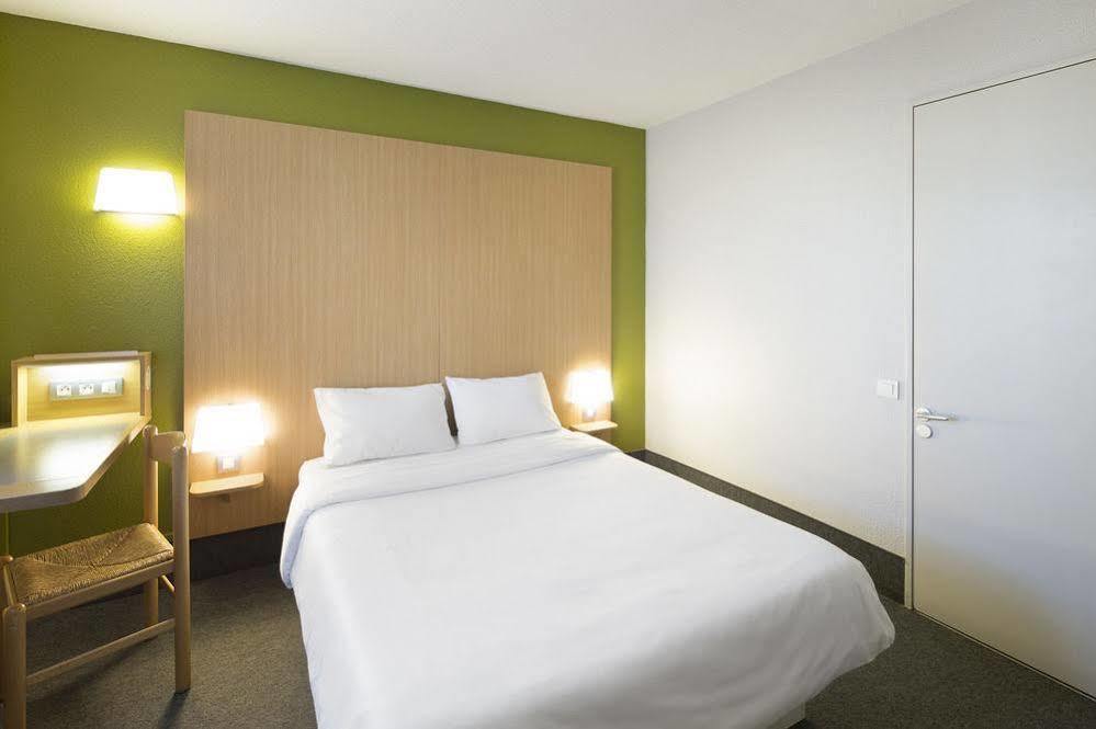 B&B Hotel Grenoble Universite 1 Gières Eksteriør billede